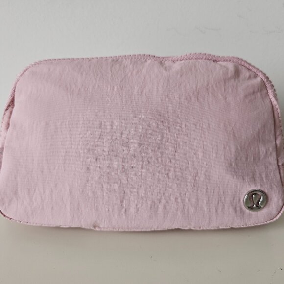 NWT LULULEMON PKHZ Pink Haze Everywhere Belt Shoulder Crossbody Bag 1L - Picture 2 of 13